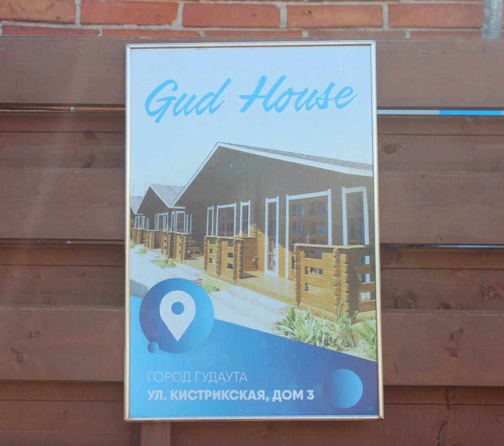 Gud House Hotell Gudauta Exteriör bild